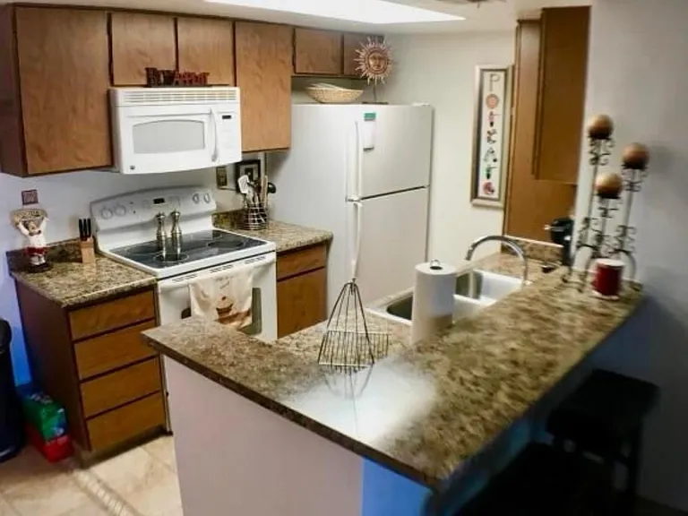 1111 E University Dr #113 — Photo 3