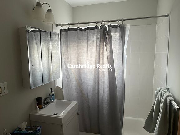 5th image of 61 Selkirk Rd #6T