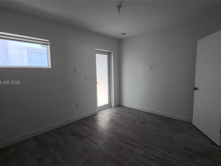 1035 Euclid Ave #25 — Photo 14