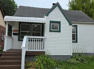 7220 Toepfer Rd, Warren, MI 48091