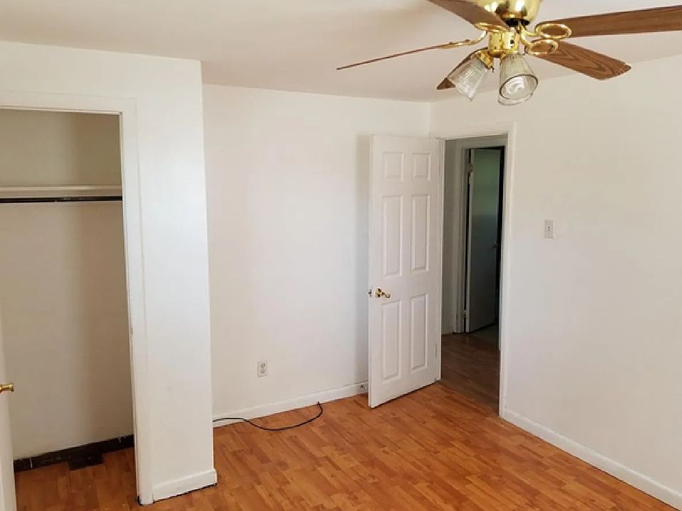 1st image of 717 Caspian Ave