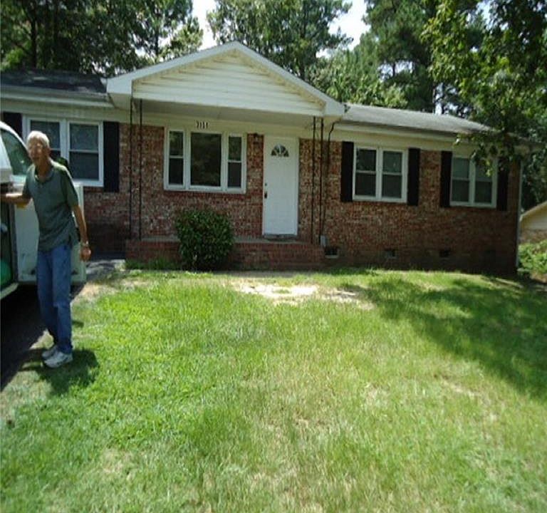 1st image of 3151 Lakecrest Dr