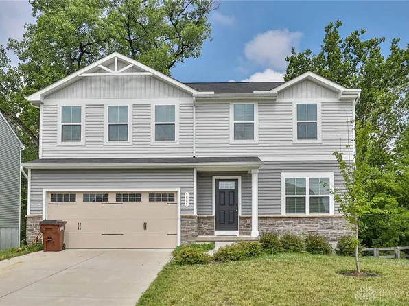 5865 Woodcreek Dr, Middletown, OH 45042