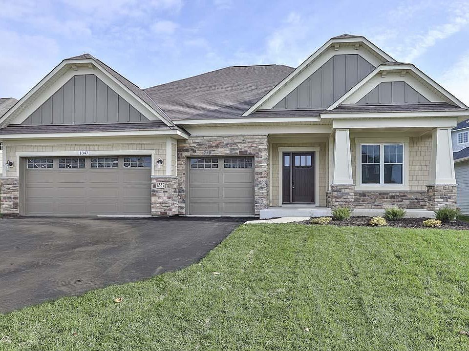 Located on 2210 in Dancing Waters in Woodbury, MN