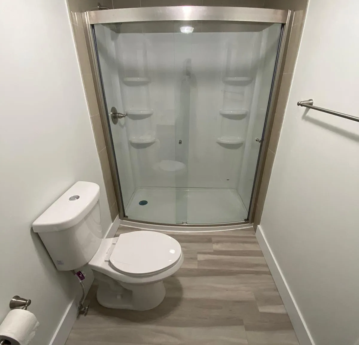1 bed, 800 sqft, $1,400 — Photo 2