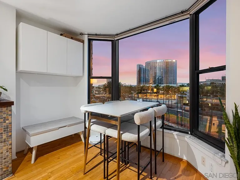 500 W Harbor Dr #504 — Photo 16