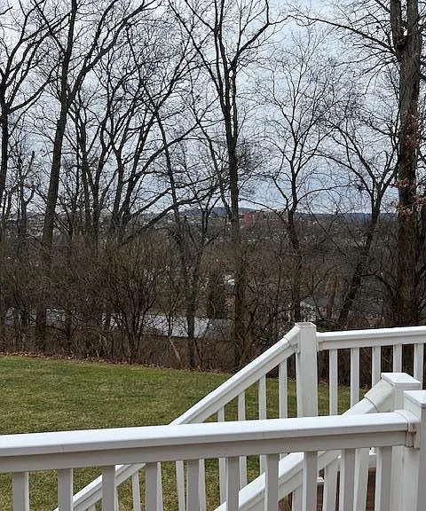 40 Hillside Ct S — Photo 27