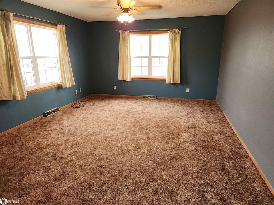 401 Crowley St, Clutier, IA 52217 Zillow