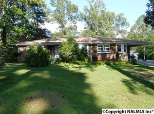 226 Oak Dr, Gadsden, AL 35903