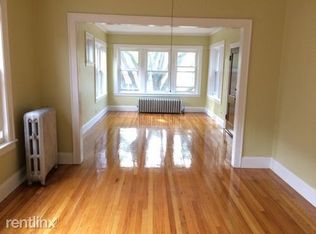 6141 N Meade Ave, Chicago, IL 60646