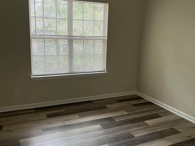 10281 University Park Ln — Photo 9