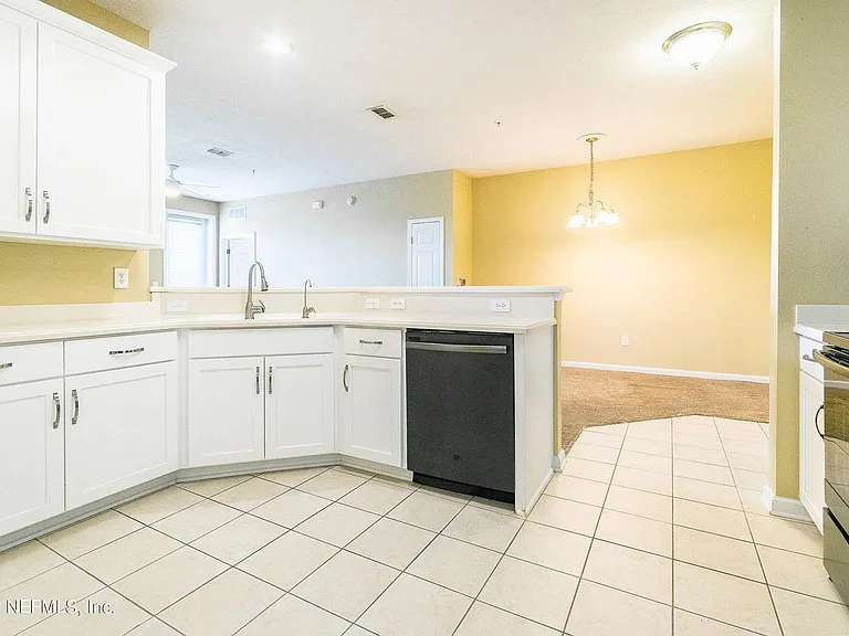 11251 Campfield Dr #1307 — Photo 10