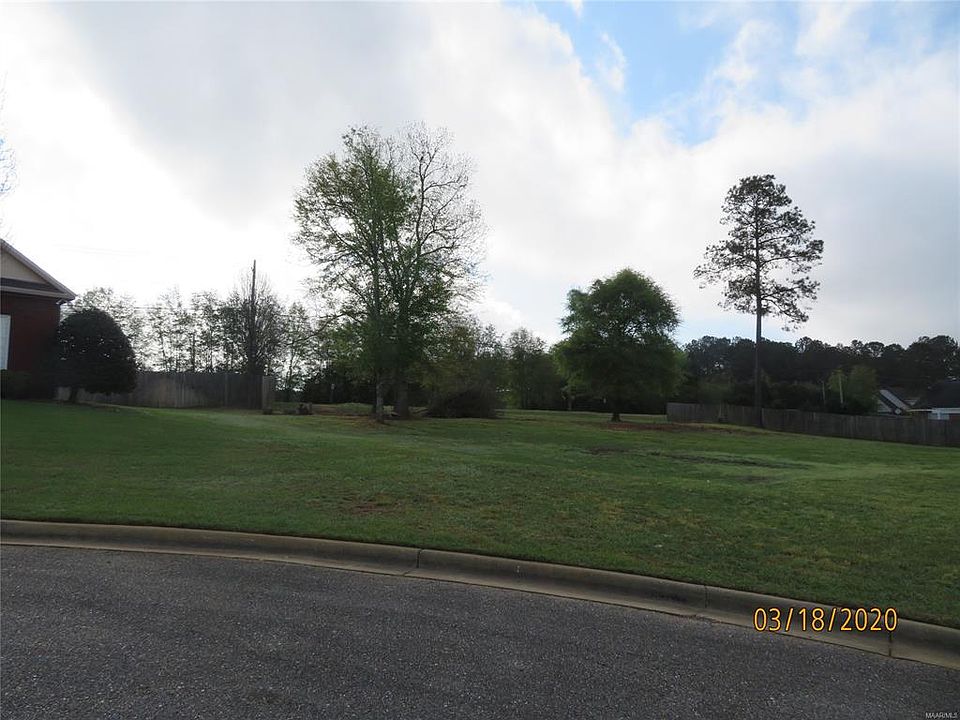 2nd image of 102 Royalpine Ct