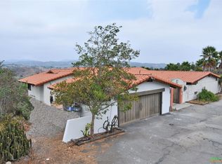 2066 Rio Vista Dr, Fallbrook, CA 92028