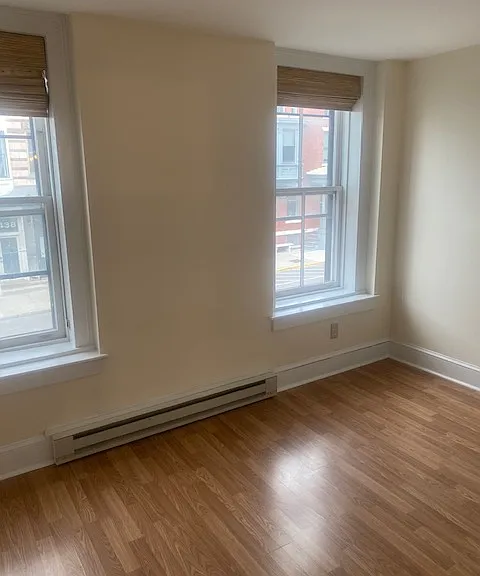 433 Warren St #8 — Photo 10