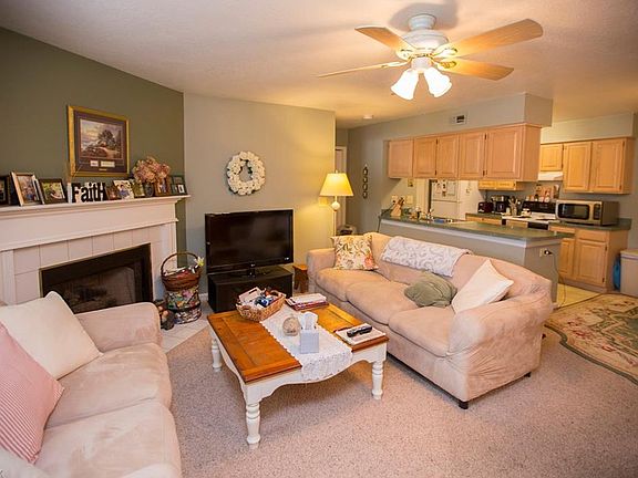 2nd image of 22664 Lenox Dr #216