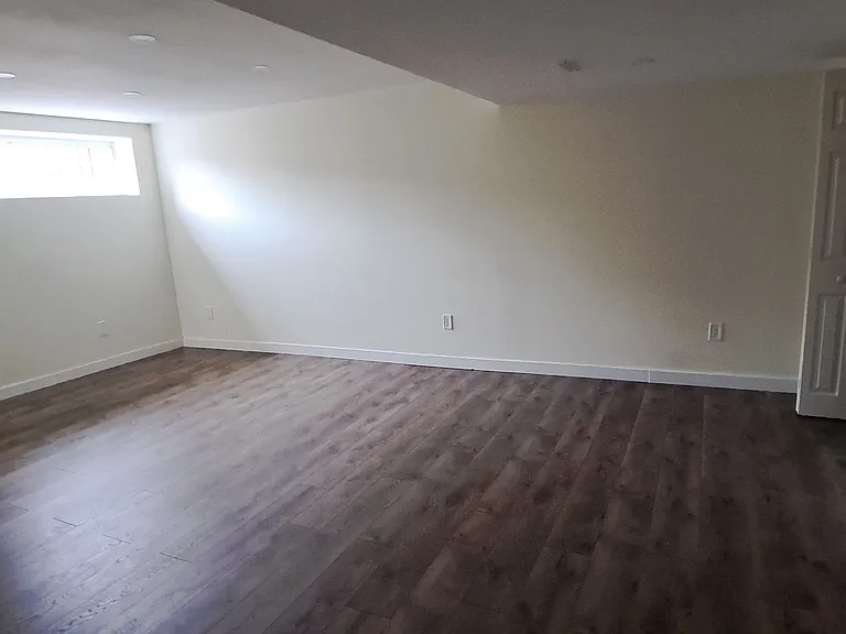 12 Winterton Ct — Photo 20