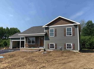 21 Quarry Cir, Hudson Falls, NY 12839