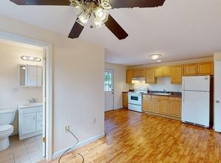 320 N Main St #2, Uxbridge, MA 01569