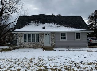 145 Winters Dr, Melrose Park, IL 60164