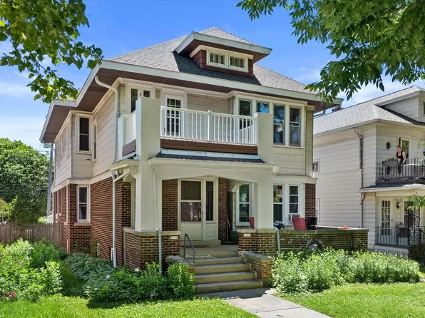 3932 N Maryland AVENUE #3934, Milwaukee, WI 53211