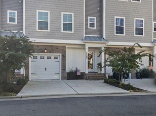 4305 Pinter Ln, Norfolk, VA 23518