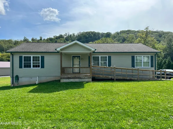 1027 Hoovers Ln, Tyrone, PA 16686