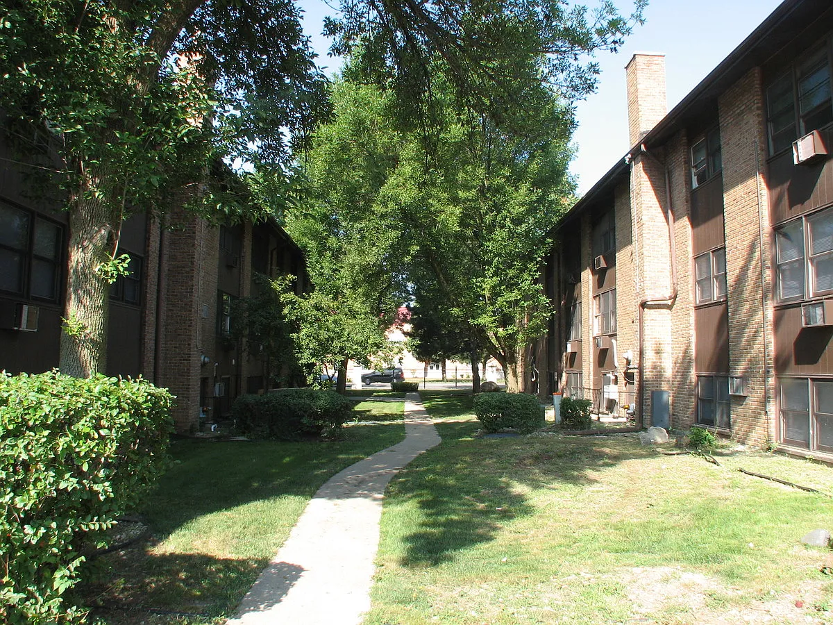 The Stone Falls Apartments — Photo 3