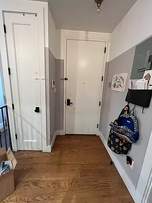 Rented by Delmark Realty LLC | media 107