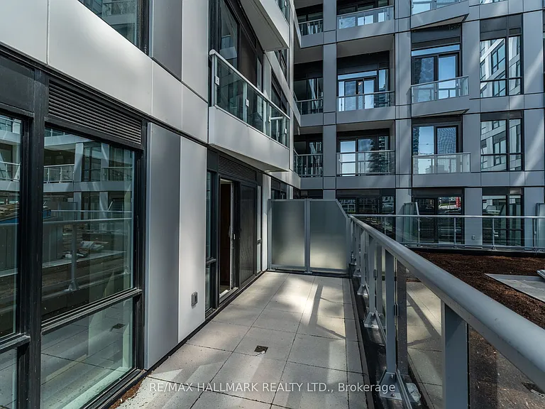 15 Richardson St #316 — Photo 30