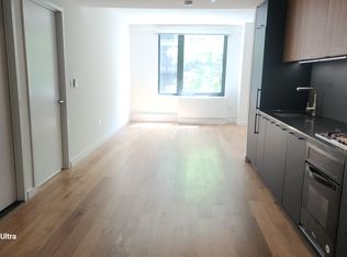 411 W 35th St APT 2G, New York, NY 10001
