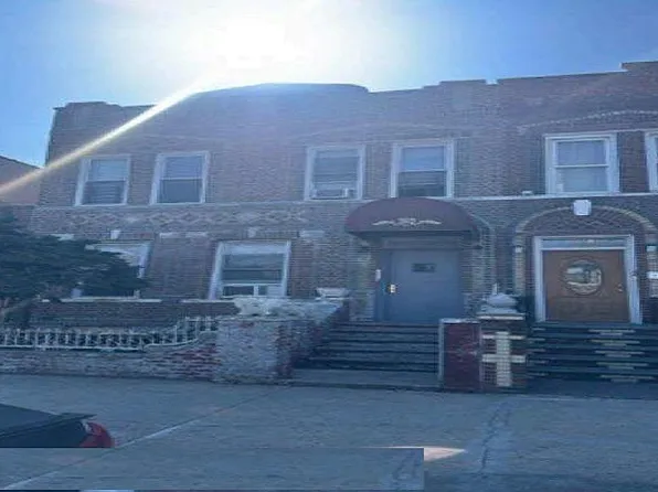 392 Rockaway Pkwy, Brooklyn, NY 11212