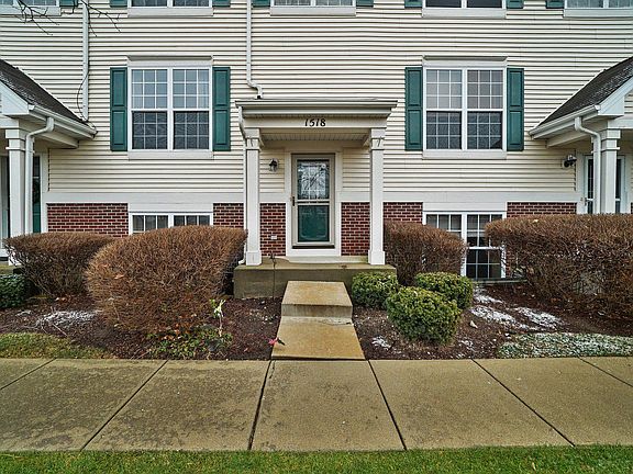 2nd image of 1518 W Turtle Creek Ln Unit 4