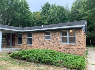 16404 Taft Rd, Spring Lake, MI 49456