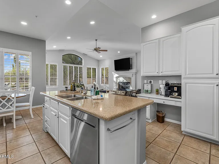 7474 E Red Bird Rd — Photo 13