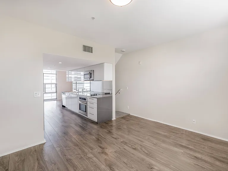 Loft2015 Apartments — Photo 36