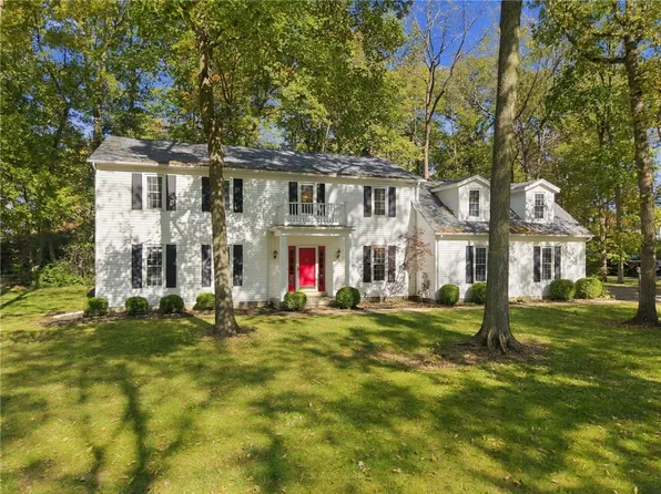 605 Brookwood Dr, Troy, OH 45373