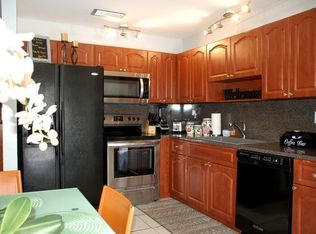2859 NW 197th Ter, Miami Gardens, FL 33056