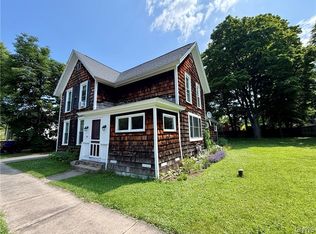 407 Warren St Floor 2, Fayetteville, NY 13066