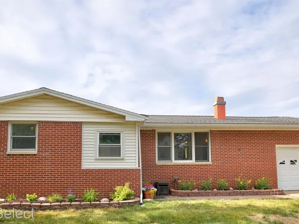 535 E McArthur St, Corunna, MI 48817