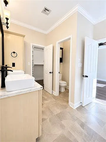 2735 Village Ct — Photo 15