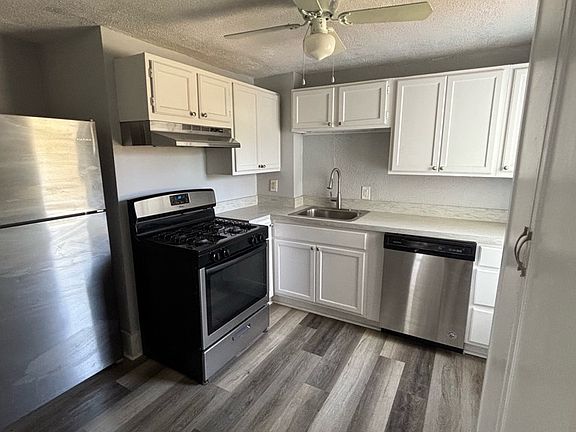5th image of 1519 W 19th St