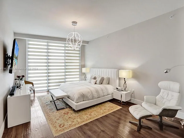 3250 NE 188th St #207 — Photo 34