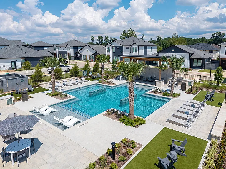 Oasis at Magnolia — Photo 3