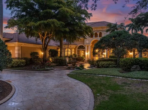 7004 Portmarnock Pl, Lakewood Ranch, FL 34202