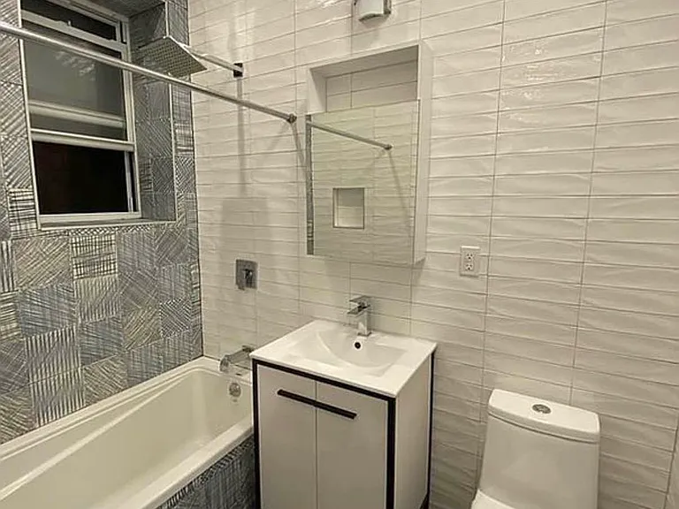 560 W 192nd St #3Q — Photo 6