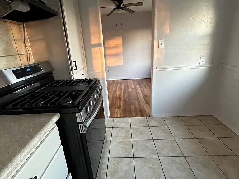 2148 NW Lincoln Ave — Photo 5