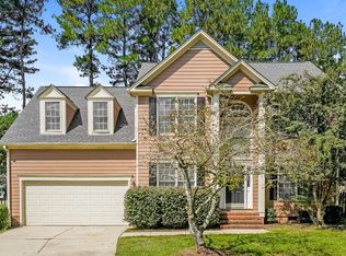 8817 Whitby Ct, Raleigh, NC 27615