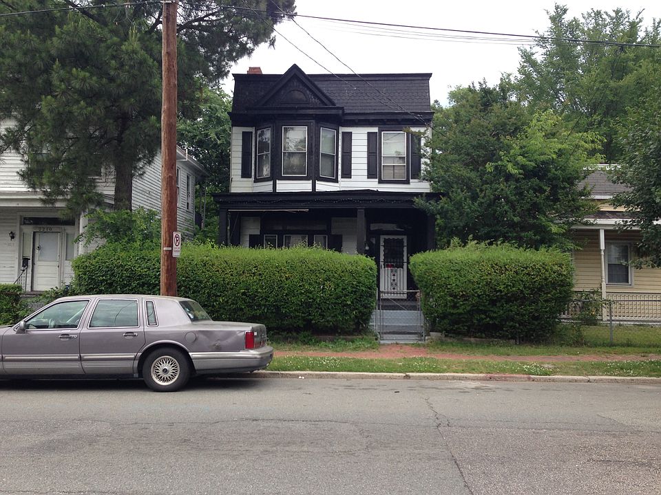 1st image of 2212 Fairmount Ave