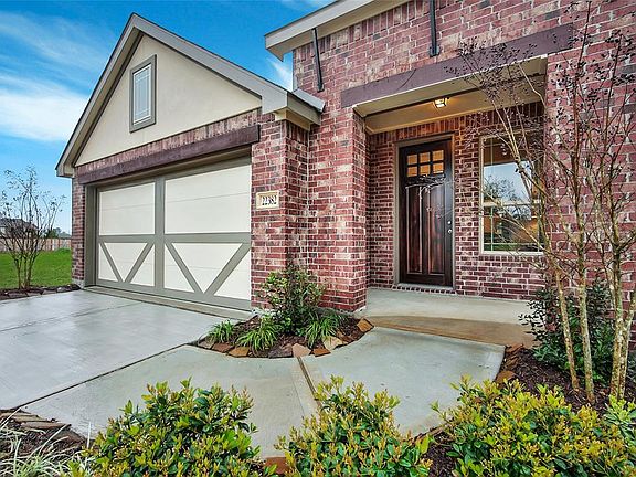 2nd image of 22382 Soaring Woods Ln